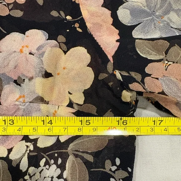 Dolce & Gabbana Vintage Silk Floral Button-Up Blouse Size Small/XS 3/4 sleeve